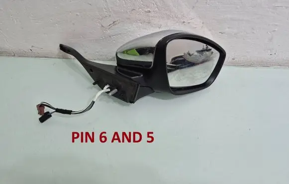 Peugeot 2008 I Front door electric wing mirror 