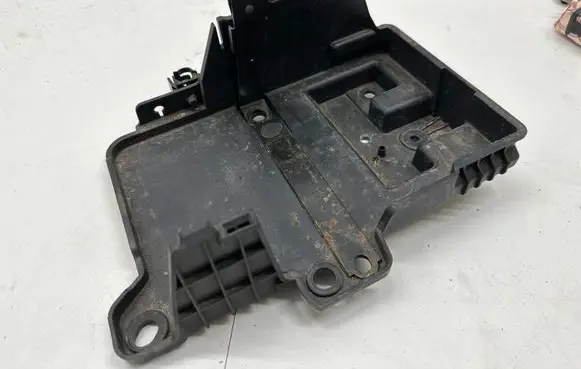 Ford Focus Battery tray JX6B10723AA
