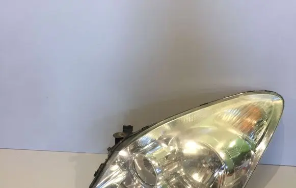 Toyota Corolla Verso AR10 Headlight/headlamp