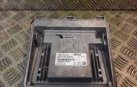 Mercedes-Benz A W169 Engine control unit/module 2661533479