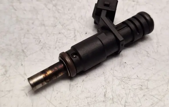 BMW X5 E70 Fuel injector 7531634 13537531634
