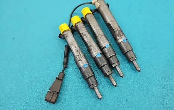 Skoda Octavia Mk1 (1U) Fuel injector 0432193598 IMPRK1336428