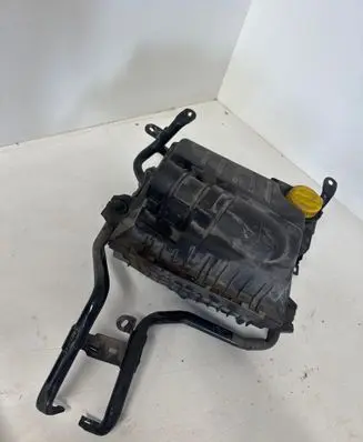 Air filter box