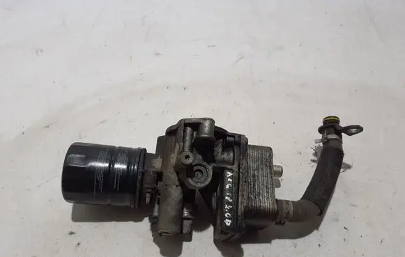 Toyota Proace Oil filter mounting bracket SU001A8309