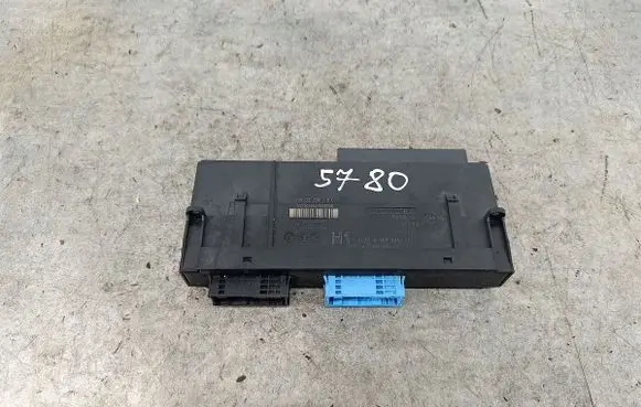 BMW 3 E90 E91 Comfort/convenience module 696803401