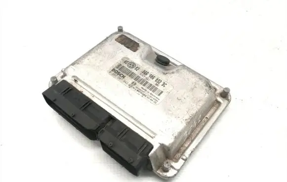 Volkswagen PASSAT B5.5 Engine control unit/module 066906032BC 0261207642