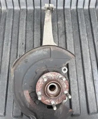 Infiniti FX Front wheel hub 74575555555555