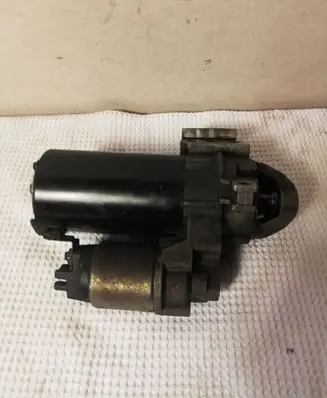 BMW 5 E60 E61 Starter motor 0001115069
