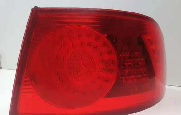 Volkswagen Phaeton Rear/tail lights 3D0945096D 333156R