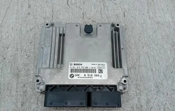 BMW 3 E90 E91 Engine control unit/module ECU 8518269-01