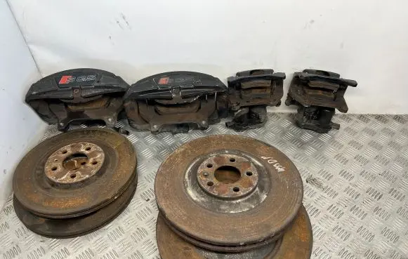 Audi Q5 SQ5 Brake discs and calipers set 8R0615123 8R0615124 8R06AQ