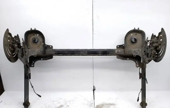 Opel Vivaro Rear axle beam 93868595 R555027019R