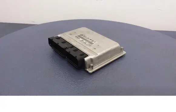 Volkswagen PASSAT B5.5 Engine control unit/module ECU 4B0906018DC