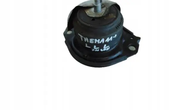 Lancia Thema Engine mount bracket