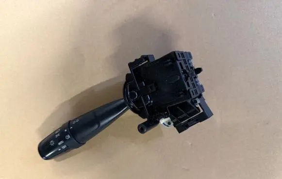 Suzuki SX4 S-Cross Indicator stalk 