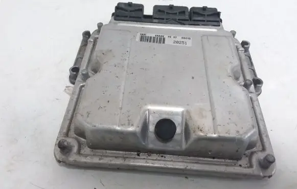 Citroen Xsara Picasso Engine control unit/module 9646774280 0281010996 EDC15C2