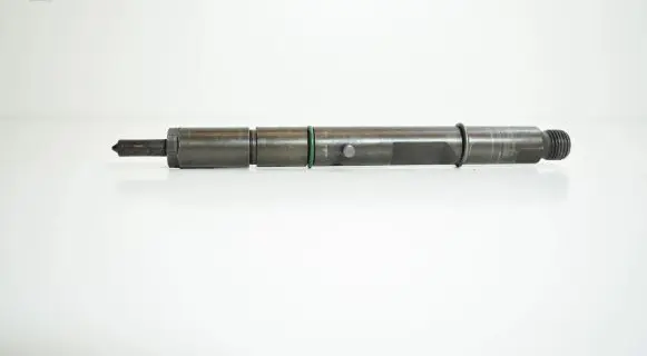 Audi A4 S4 B5 8D Fuel injector 059130201E