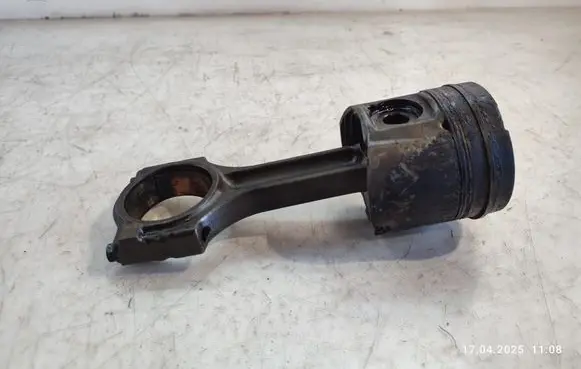 Renault Espace III Piston with connecting rod
