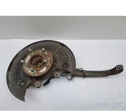 Dodge Challenger Front wheel hub 05168403AD 05168403