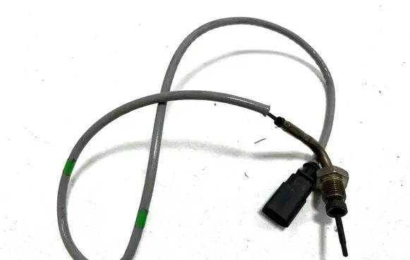 Audi Q3 8U Exhaust gas temperature sensor 04L906088EA 906088EA