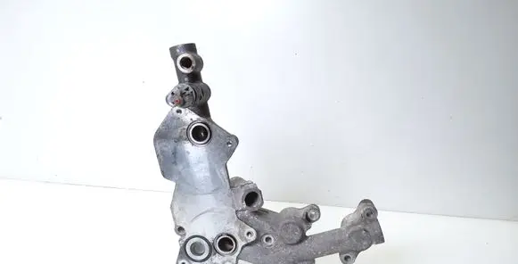 Toyota Avensis T250 Other engine bay part