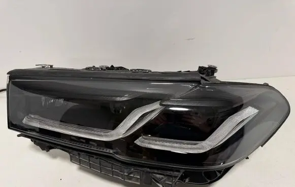 BMW 5 G30 G31 G38 Headlight/headlamp 8082655 808265507 808265505