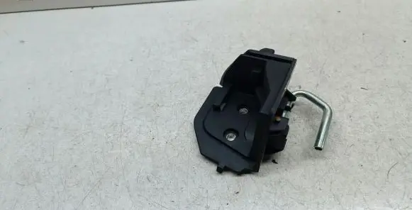 BMW 2 F46 Parcel shelf load cover mount bracket 99180170