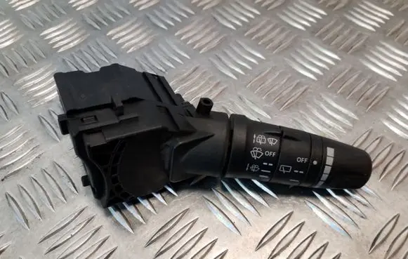 Nissan Primera Wiper control stalk 25260AV615