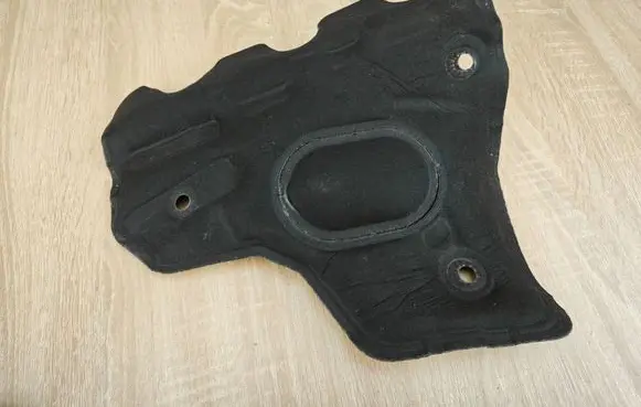 BMW 4 G22 G23 G24 G26 Engine bonnet/hood sound/heat insulation 7434844