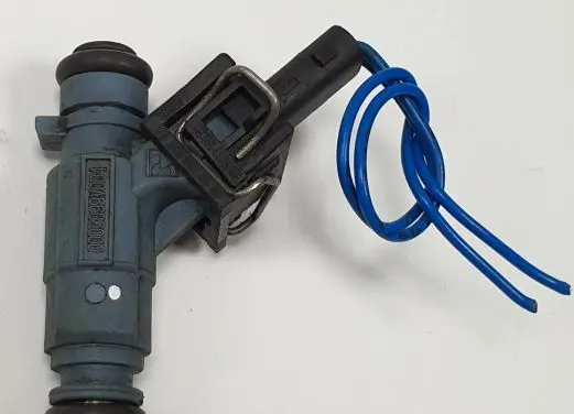 Smart ForTwo I Fuel injector 0003099V004
