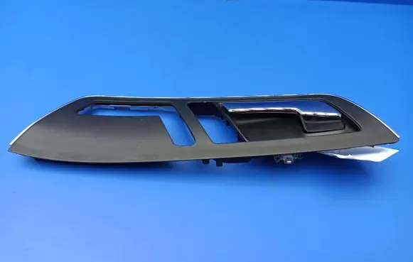 Mercedes-Benz S W221 Front door interior handle A3363010001 A2217205548 A3363000001