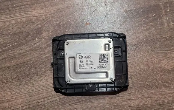 Audi A4 S4 B8 8K Headlight ballast module Xenon 4G0907697D