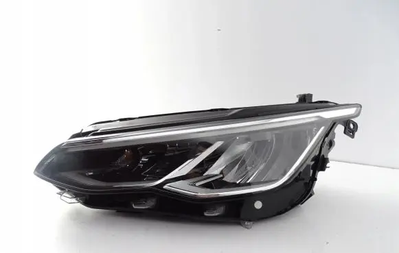 Volkswagen Golf VIII Headlight/headlamp
