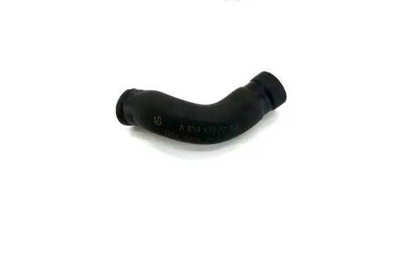 Mercedes-Benz Vito Viano W639 Engine coolant pipe/hose A6398320723