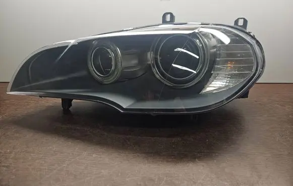 BMW X5 E70 Headlight/headlamp 1004079201 7158929 LE05A6143X