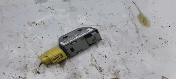 Nissan X-Trail T30 Airbag deployment crash/impact sensor FBCN0037060192