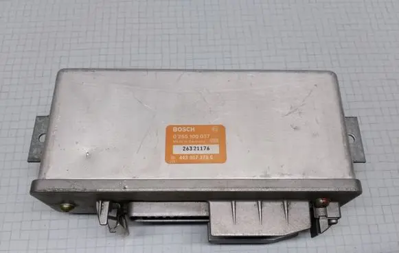 Audi 80 90 S2 B4 ABS control unit/module 0265100037 443907379C