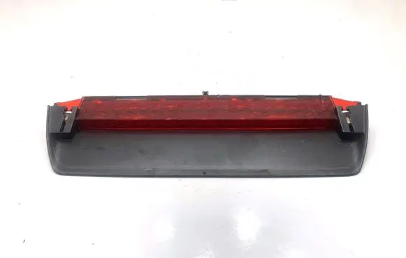 Volkswagen PASSAT B8 Third/center stoplight 3G5945087