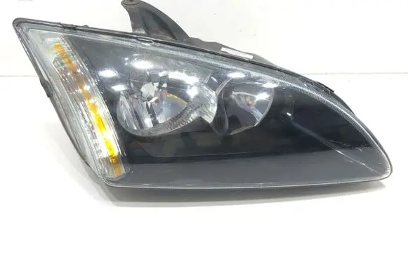 Ford Focus Headlight/headlamp
