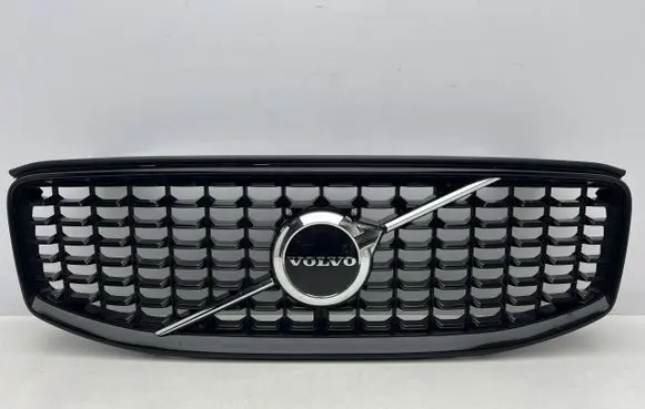 Front bumper upper radiator grill