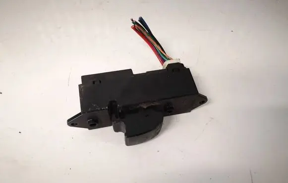 Mitsubishi Outlander Electric window control switch 8608A061