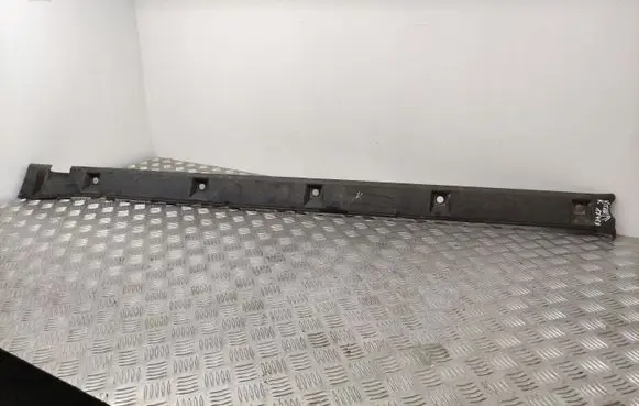 Suzuki Grand Vitara II Sill 7766165J0