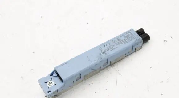Cupra Born Aerial antenna amplifier 10A035577B