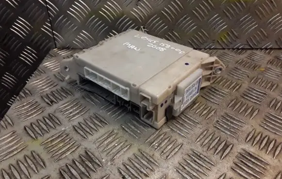 Lexus IS 220D-250-350 Fuse box set 8267253060