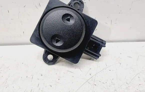 Nissan Qashqai J12 Seat adjustment knob 873176RA0A