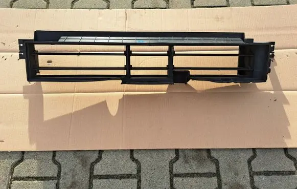 KIA Sportage Radiator support slam panel