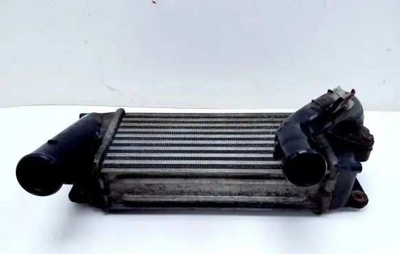 Toyota Auris 150 Intercooler radiator JD1270000692 0660801631