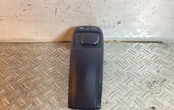 Lexus RX 450H Head unit multimedia control 2372400570