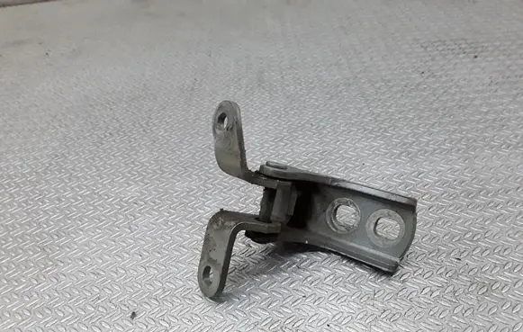 Opel Astra J Front door upper hinge
