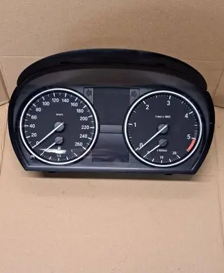 BMW X1 E84 Speedometer (instrument cluster) 9242346 430171520 215462801